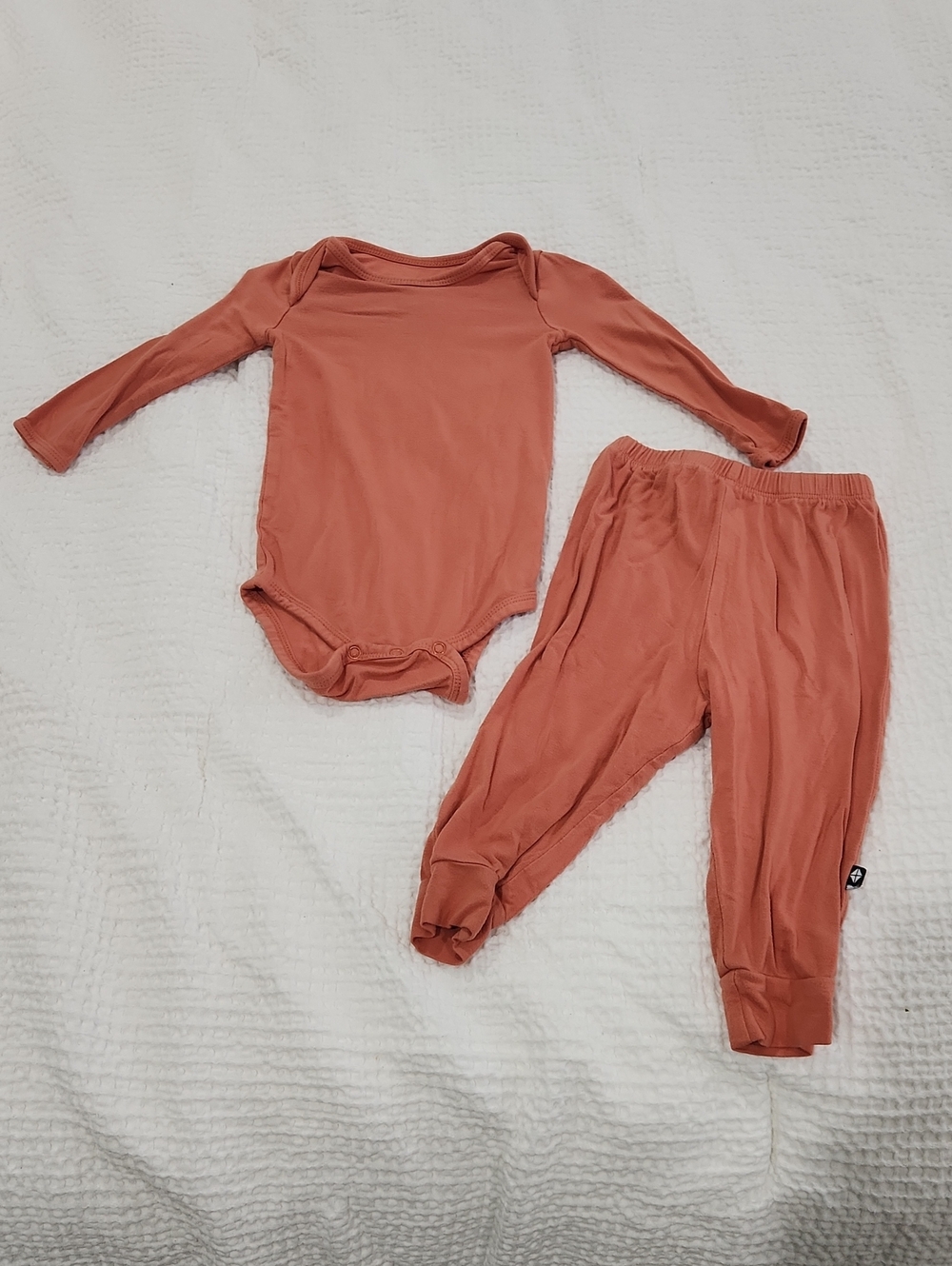 Kyte BABY Bodysuit & Pants | 6-12